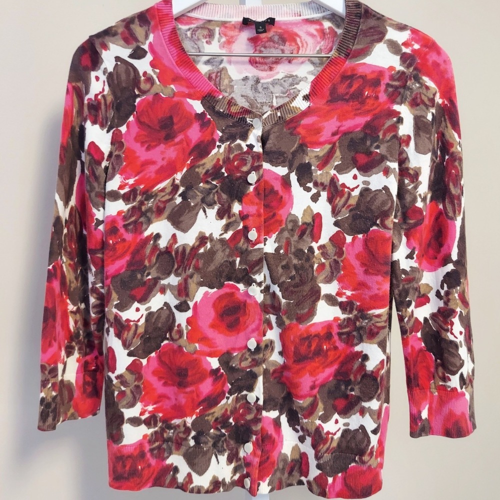 Talbots Small Pink Red Floral Cardigan 3/4 Sleeve FLAW Buttons Romantic Derby